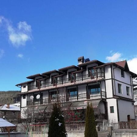 Къща За Гости Динас Zmeitsa Exteriér fotografie